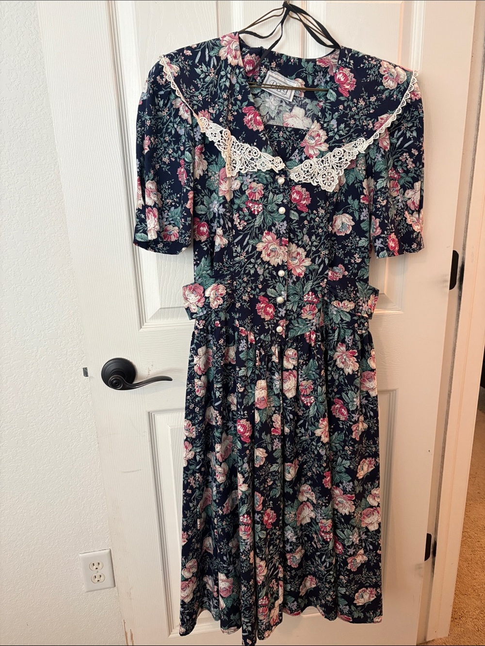 Vintage 90's Floral Lace-Collar Midi Dress in Navy and Pink